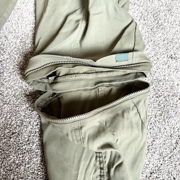 Prana Monarch Convertible Pants Womens size 4 Green Hiking Outdoor Zip Off Legs - Picture 4 of 10